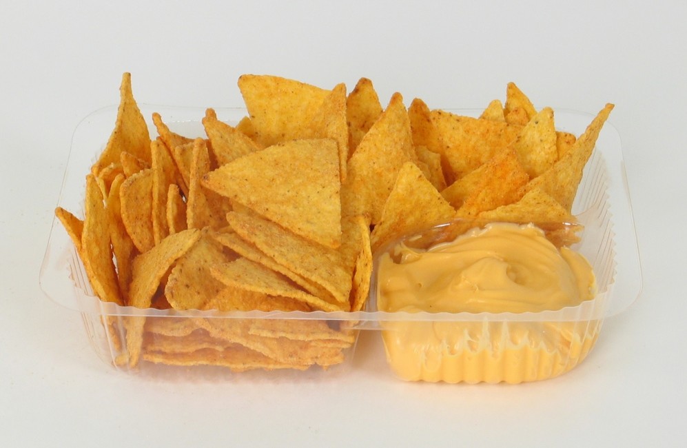 CORNiCO.eu / tray nachos plastic medium 100 pcs